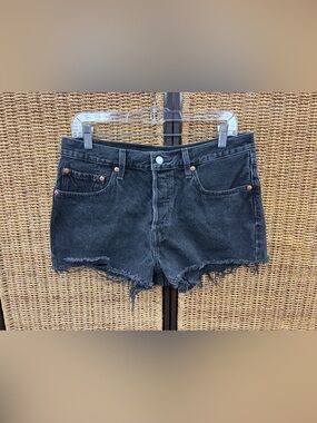 * Levi’s Premium Black Distressed Cutoff Denim Shorts Raw Hem W33